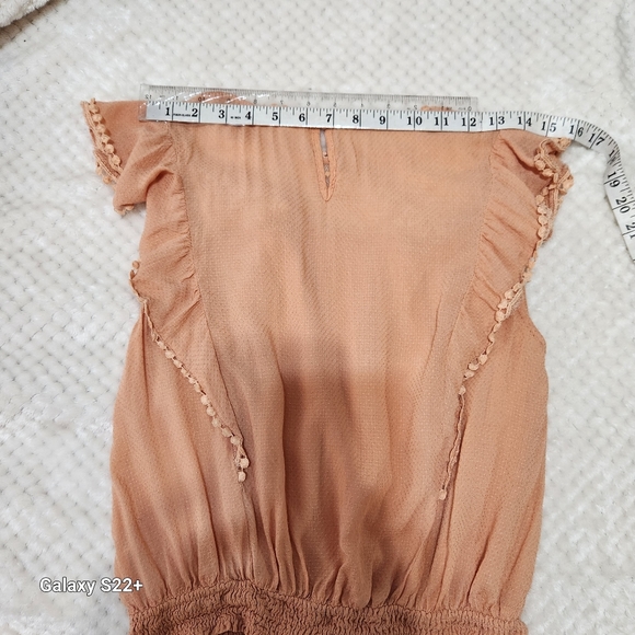 E AND  M RUFFLE LACE CROPPED SHORT SLEEVE ORANGE TOP SIZE 👀 PICTURES FOR MEASUR - Picture 9 of 13